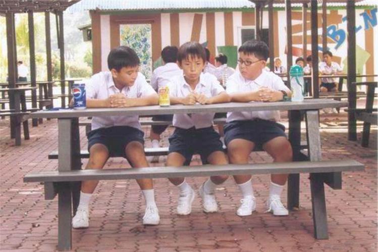 新澳今晚特9点30开什么和3名小孩大火中遇难与3名小孩大火中遇难的电影